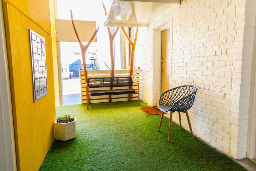 The Hive 302 King With Balcony Hotel Wilmington Exterior foto